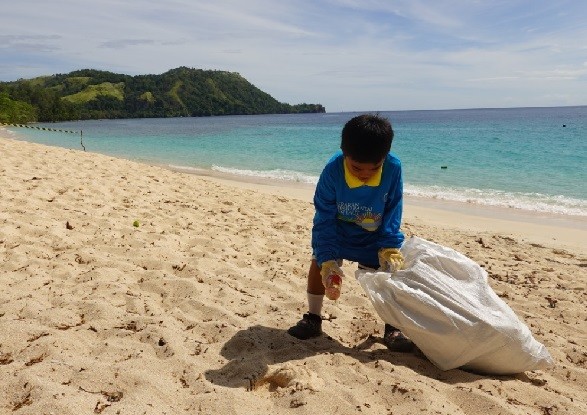 Bulan Cinta Laut di Minahasa Utara Bersihkan Lebih Dari 1 Ton Sampah