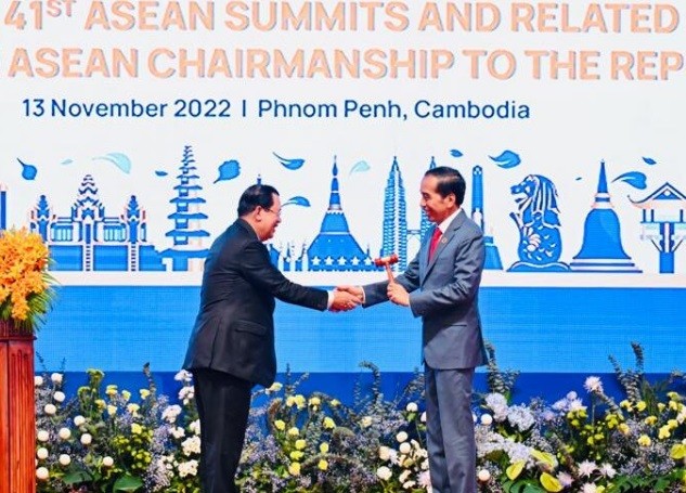 RI Terima Keketuaan ASEAN 2023 dari Kamboja